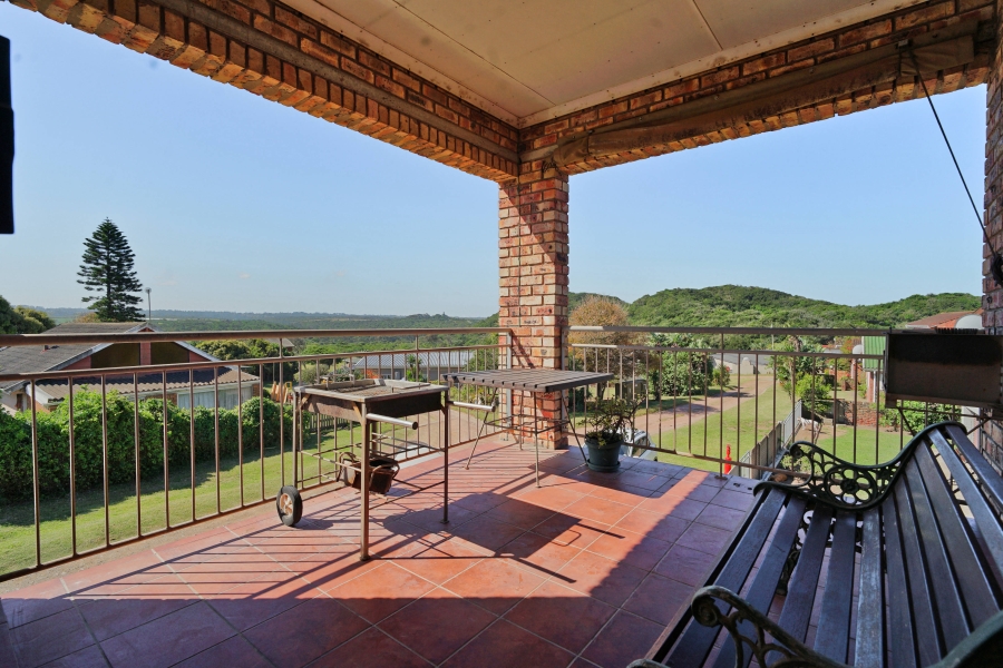 5 Bedroom Property for Sale in Seavale Eastern Cape